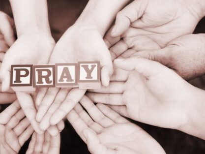 pray