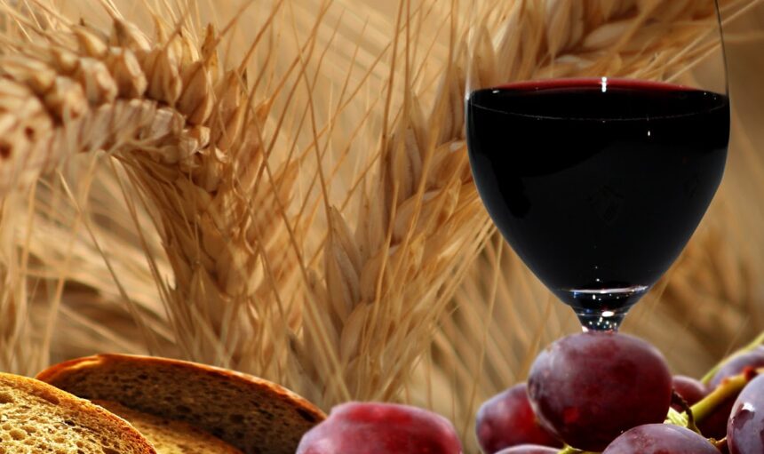 thanksgiving-bread-and-wine