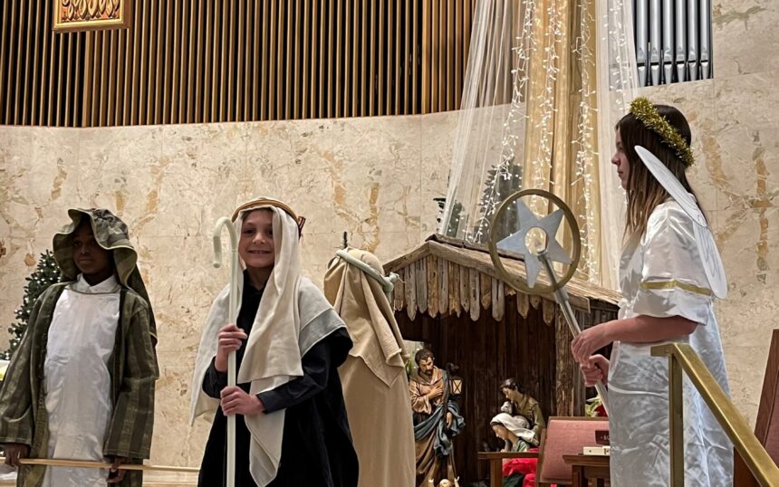 MSRE Pageant 2022 angel appearing